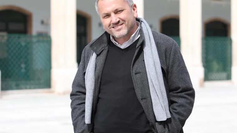 Profesor i predsjednik Županijske skup&scaron;tine zavr&scaron;io na policiji: Poku&scaron;ao u &scaron;kolu ući bez pokazivanja COVID potvrde iako se testirao