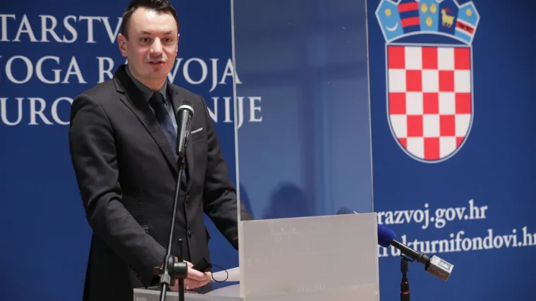 Vlada otpisala Petrica: I službeno je smijenjen s čela SAFU-a, odluku dočekao u zatvoru