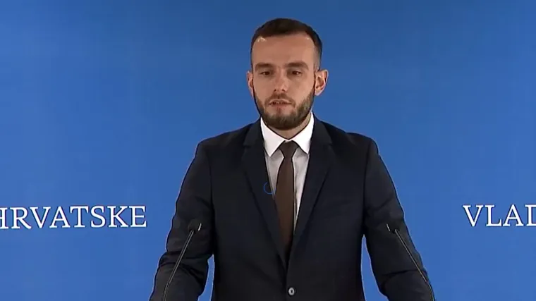 Aladrović: Poslodavci su odgovorni za one bez COVID potvrda. Fuchs: Na one bez potvrda ne treba policijom ili za&scaron;titarima