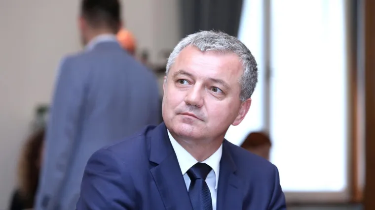 Urnebes! Međimurski HDZ slučajno poslao &scaron;alabahter presice: Milanović je 'ustavni siledžija', o Žalac ne govoriti...