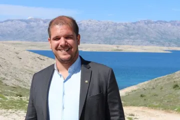 Općina Vrsi: Nakon stipendija, slijede božićnice