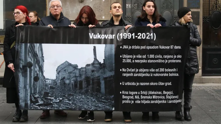 Komemoracija vukovarskim žrtvama u sredi&scaron;tu Beograda: 'Treba deblokirati rad Tužiteljstva za ratne zločine'