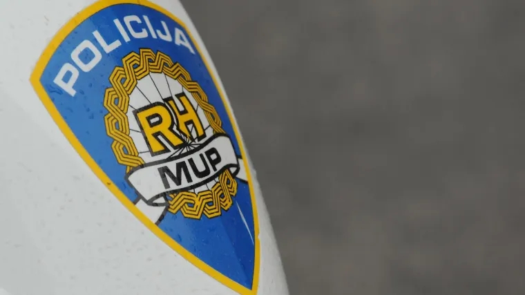 Na kolinju vatrenim oružjem slučajno pogodio mladića: Mladić prevezen u KBC Zagreb, te&scaron;ko je ozlijeđen