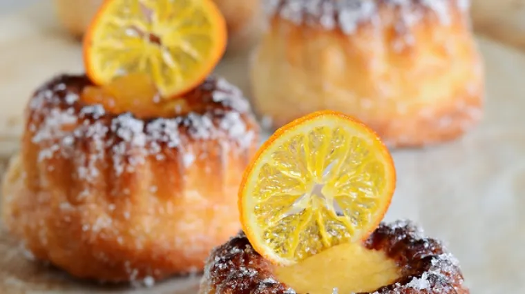 Sočni kuglof od naranče i čokolade