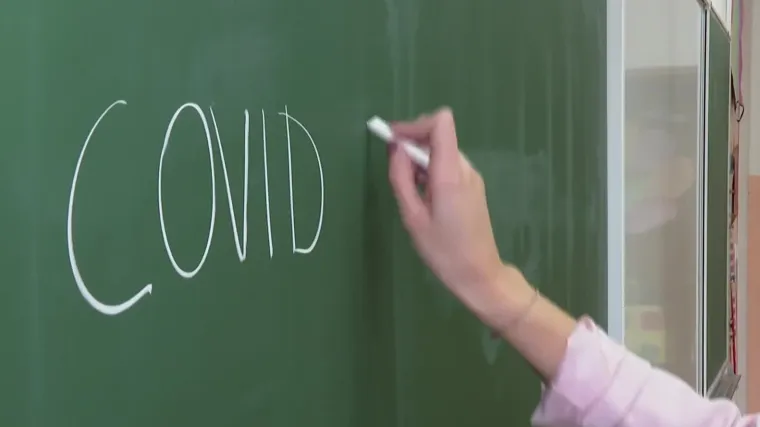 Prijete li zaposlenima bez COVID potvrda, bez testiranja otkazi u &scaron;kolama? Sindikalisti otkrivaju kad bi mogli otkazi