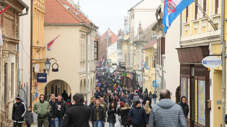 Kad padne noć, grad je pust: 'Obilježavanje neće nikome od nas povećati plaću ili mirovinu, niti će itko dobiti posao'