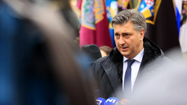 Novi HRejting: Unatoč prosvjedima, sukobima s Milanovićem i uhićenjem Gabrijele Žalac, HDZ i dalje uvjerljivo vodi