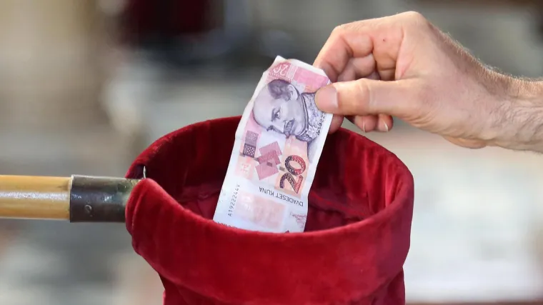 Župnik u Đurđicu kod Križevaca oti&scaron;ao u mirovinu, novi župnik otkrio da nedostaje 145.200 kuna...