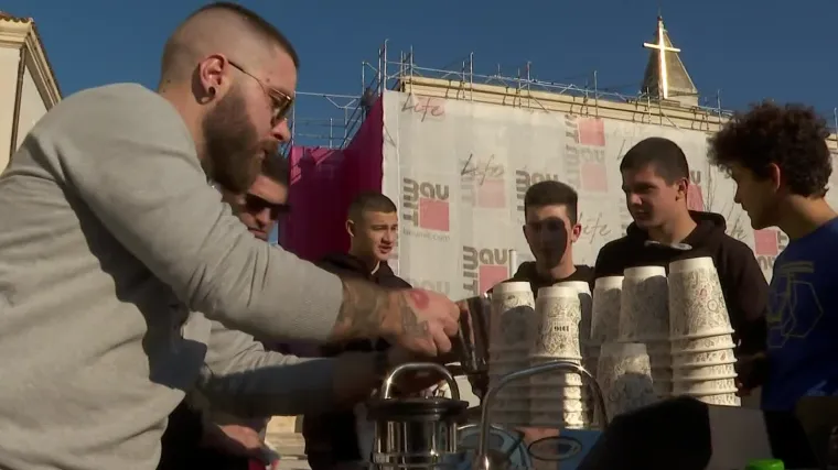 Kavom protiv 'tlake' najnovija je akcija Inicijative 'Split grad za mlade': Progovorili o problemi koji ih muče