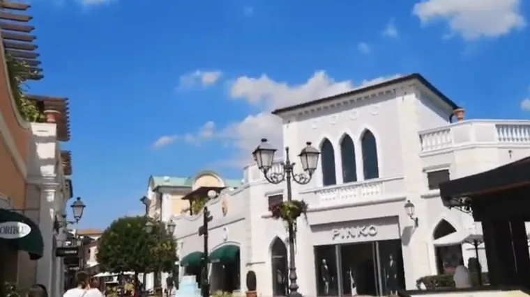 Designer Outlet blizu Venecije nudi luksuzne brendove po prijateljskim cijenama