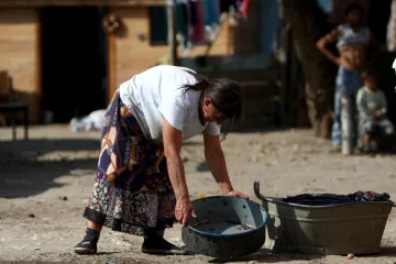 Trajalo je desetljećima: Slovačka se ispričala za prisilnu sterilizaciju romskih žena