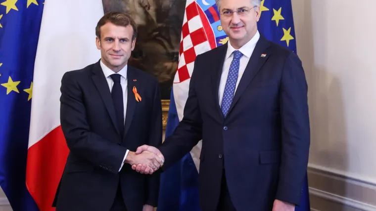 Macron: 'Ugovor o avionima bit će cement suradnje dvije zemlje'; Plenković: 'Možemo biti izvoznici sigurnosti i važan čimbenik stabilnosti'