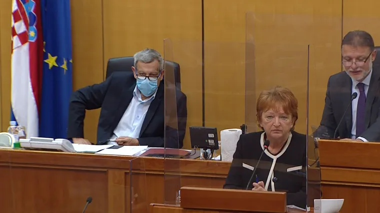 Oporba napala Hrvoj-&Scaron;ipek u Saboru: 'Ja imam jednu informaciju nakon koje ćete vi morati podnijeti ostavku'