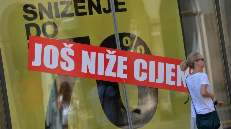 Državni inspektorat provjerava sniženja tijekom 'Crnog petka': Ovako najče&scaron;će zavaravaju kupce