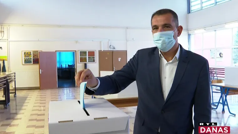 Unatoč korupcijskoj aferi, Međimurci opet najradije biraju Posavca: 'Ovi u ta&scaron;nama vuku milijune, a Matija ispa&scaron;ta'