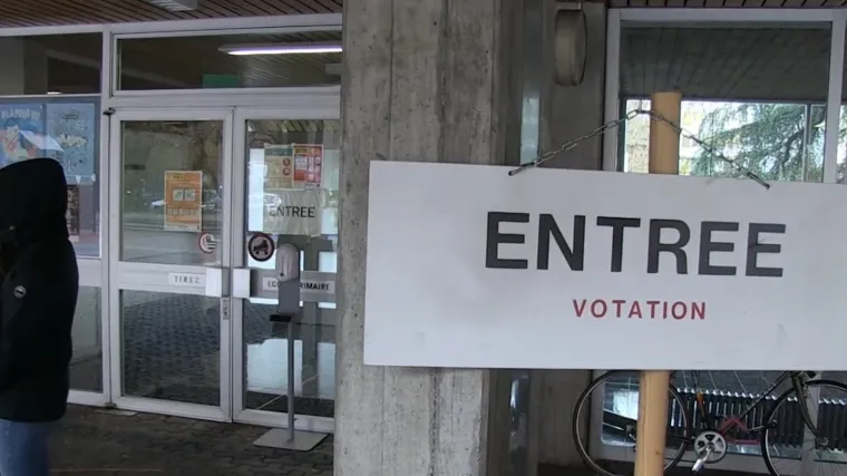 Referendum protiv COVID potvrda u &Scaron;vicarskoj nije pro&scaron;ao: &lsquo;Dvije trećine stanovni&scaron;tva podržava mjere koje poduzima Vlada&rsquo;