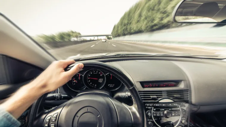 Za one koji planiraju kupovati novi automobil uskoro stiže velika promjena: Svi će morati imati limitator brzine