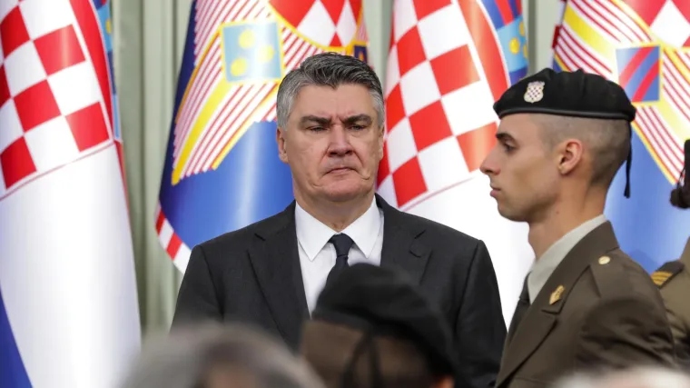 Procurili tajni podaci: Predsjednik Milanović u godinu dana 120 je puta koristio vojne helikoptere, brodove i vojnike