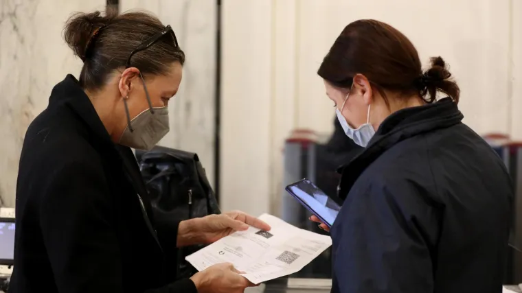 Jesu li COVID potvrde ustavne? Vlada na zatvorenom dijelu sjednice poslala očitovanje Ustavnom sudu