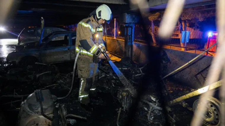 Snažna eksplozija probudila Splićane! U garaži izgorjeli motocikli i automobili: ' Čuli smo eksploziju, a vani vatrena kugla...'