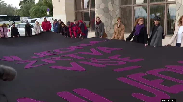 Nakon stra&scaron;nog ubojstva žene u trgovini u Splitu prosvjed: 'Ni jedna žrtva vi&scaron;e, ni jedna žena manje'