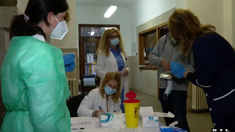 Od sljedećeg tjedna uvodi se testiranje i cijepljenih zdravstvenih radnika, doznaje RTL, riječ je o posebnom projektu