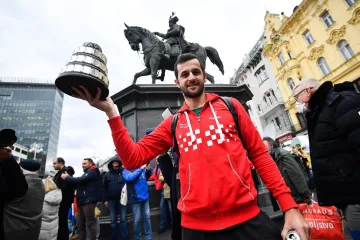Pogledajte kako je izgledao doček naših tenisača, Gojo 'briljirao': 'Bolje da Hajduk osvoji naslov, nego mi Davis Cup'