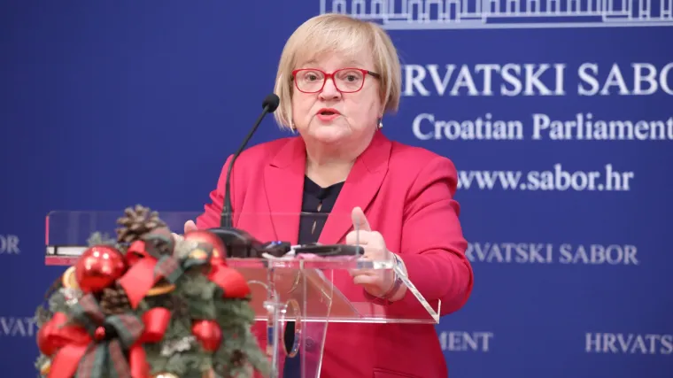 Mrak Tarita&scaron;: 'Proračun je pokazao da su vladajućima žene zadnja rupa na svirali'