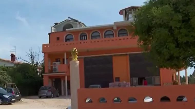 Roditeljima osumnjičenima za smrt 15-godi&scaron;njeg dječaka u Istri oduzeto troje druge djece