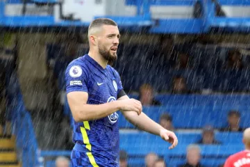 Što se događa? COVID-19 radi ozbiljne probleme londonskim klubovima