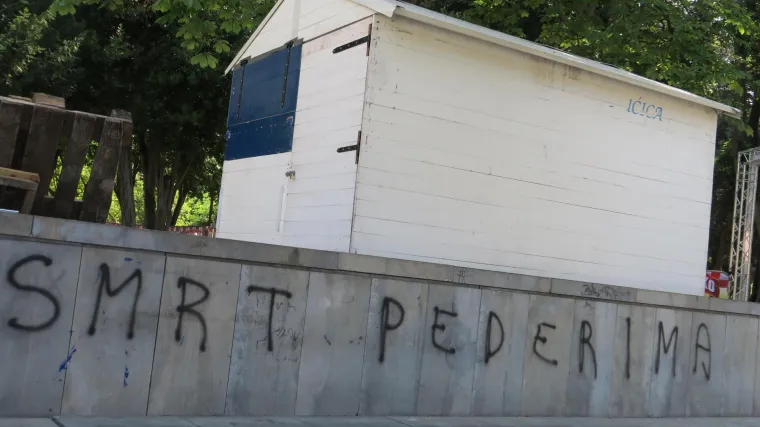 Europska komisija traži pro&scaron;irivanje popisa kaznenih djela na govor mržnje i zločine iz mržnje: 'To se mora kriminalizirati'