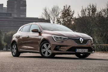 Izvana pali zanimljivom bojom, a iznutra zabavnom tehnologijom: Vozili smo jedan od europskih bestselera