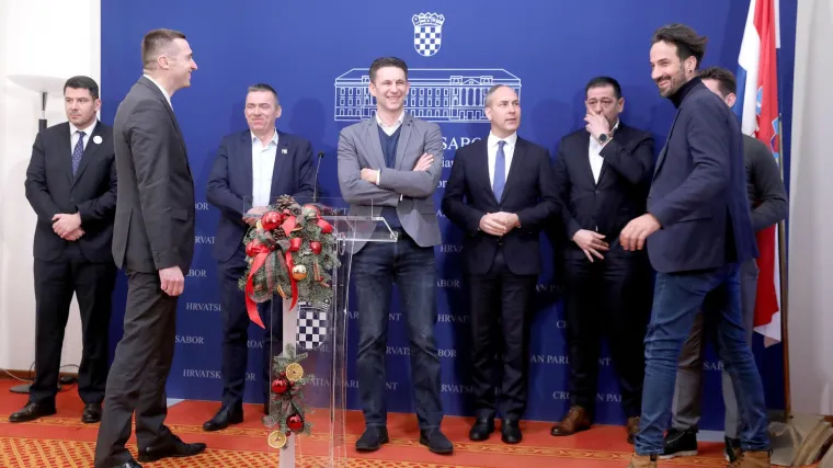 Most i DP ujedinili snage, u fokusu ipak Zekanović: 'Pretjerao je, nije nas trebao prozivati za smrt nekih ljudi'