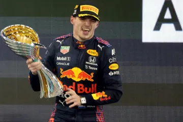 Verstappen objasnio kako je postao prvak pa progovorio o žalbama: 'Lewis jo&scaron; uvijek ima svojih sedam titula...'