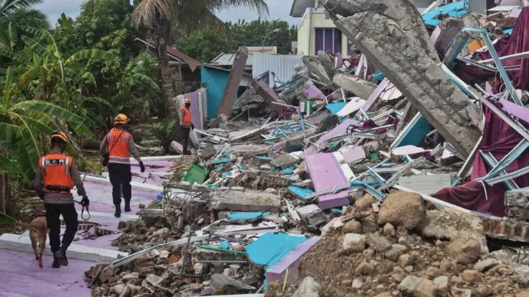 Snažan potres pogodio istočnu Indoneziju, trajao je nekoliko minuta: Izdano upozorenje na tsunami