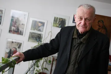 Božićnica za siromahe nastradale u potresu u Langovu domu kod Petrinje