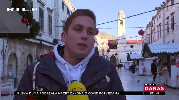 Okr&scaron;aj policije i DJ-a na dubrovačkom Adventu: 31- godi&scaron;njak zaradio prijavu, a gradonačelnik nadimak Grinch