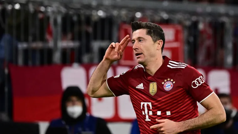 Bayern zdrobio Wolfsburg, natrpali im mrežu do vrha, Lewandowski novi rekorder