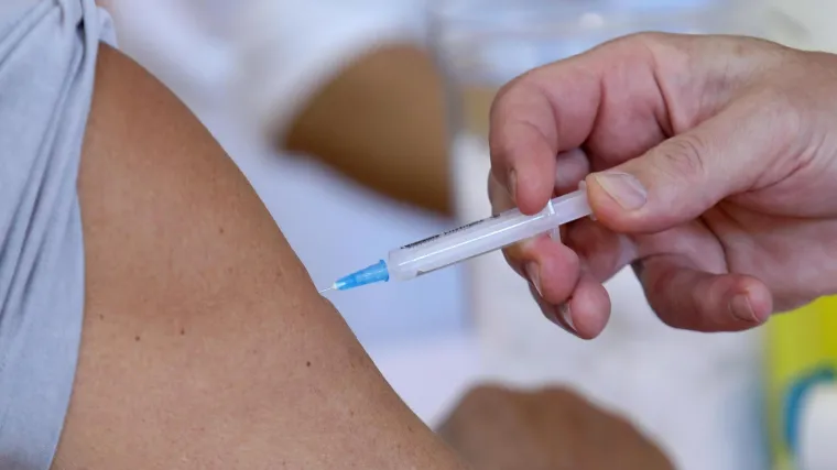 U Njemačkoj 62 djelatnika odbila cijepljenje, pa dobili otkaz: Poslodavac je tu mjeru najavio jo&scaron; u studenom