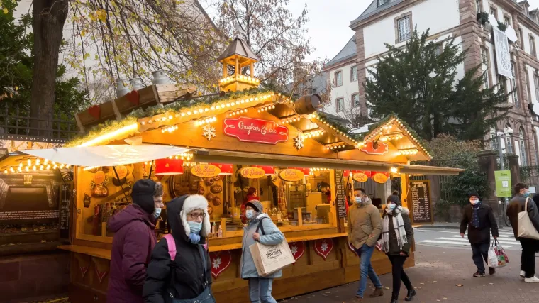 Zbog pandemije u Parizu otkazane sve novogodi&scaron;nje proslave, zabranjuju se javna događanja