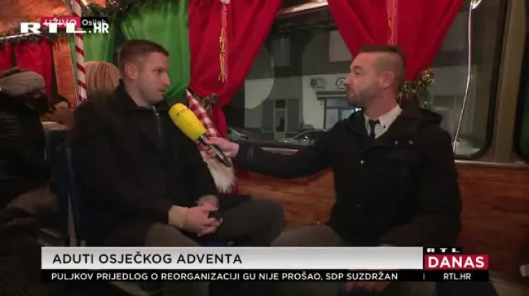 RTL-ov reporter u tramvaju zatražio karte od putnika među kojima je bio i osječki gradonačelnik: 'Danas karta ne treba!'