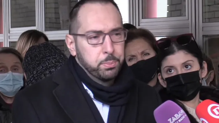 Toma&scaron;ević o mogućem dočeku Nove godine na Trgu bana Jelačića: 'COVID potvrde uvjet za dolazak u ograđeni dio'