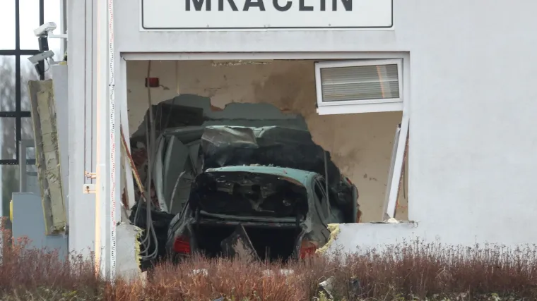 Mladić koji je usmrtio djelatnika HAC-a na postaji Mraclin do&scaron;ao pred sud: 'Kriv sam. Ne znam ni gdje sam i&scaron;ao, a ni kuda'