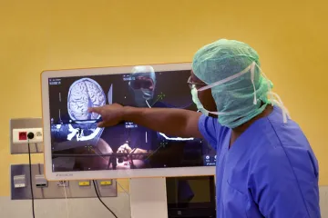 Tko je pametniji, raketni znanstvenici ili neurokirurzi? Konačno je poznat odgovor i na to pitanje