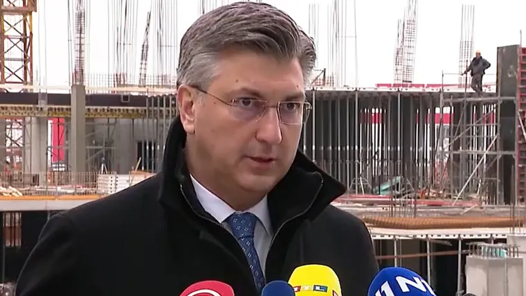 Plenković o referendumu: 'Neka danas donesu potpise na Markov trg sve u đuture, neka Milanović po&scaron;alje promatrače'