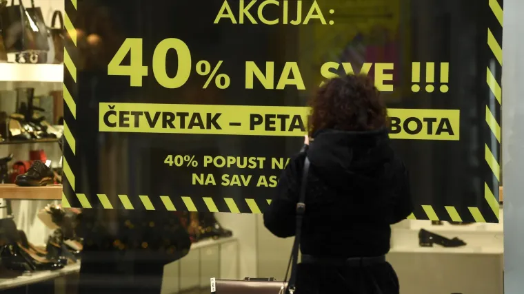 Dokazano je: Većina proizvoda može se jeftinije kupiti mimo 'Crnog petka'. Provjerili smo kakvo je stanje kod nas