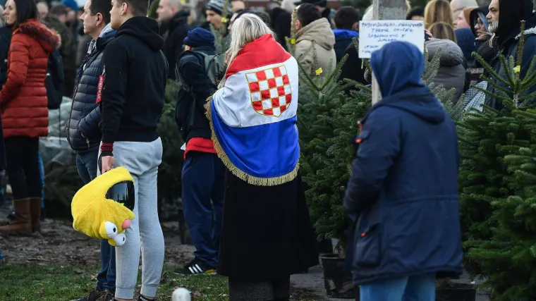 Podnesen optužni prijedlog protiv 35-godi&scaron;njaka za neprijavljeni prosvjed na Markovu trgu