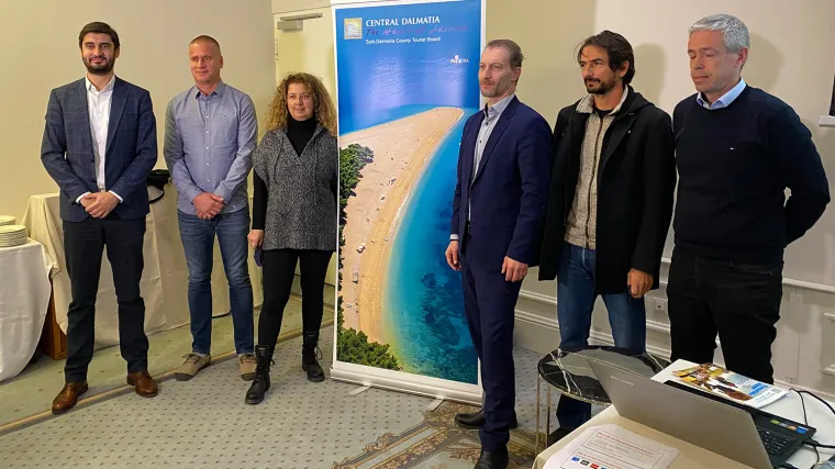 PREDSTAVLJENE TEMATSKE STAZE TZ SPLITSKO-DALMATINSKE ŽUPANIJE DOSTUPNE I U DIGITALNOJ FORMI