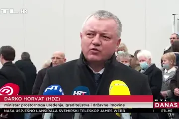 Gledajući u oči ministra Horvata u trećem redu, Bozanić prozvao na misi vlasti zbog spore obnove
