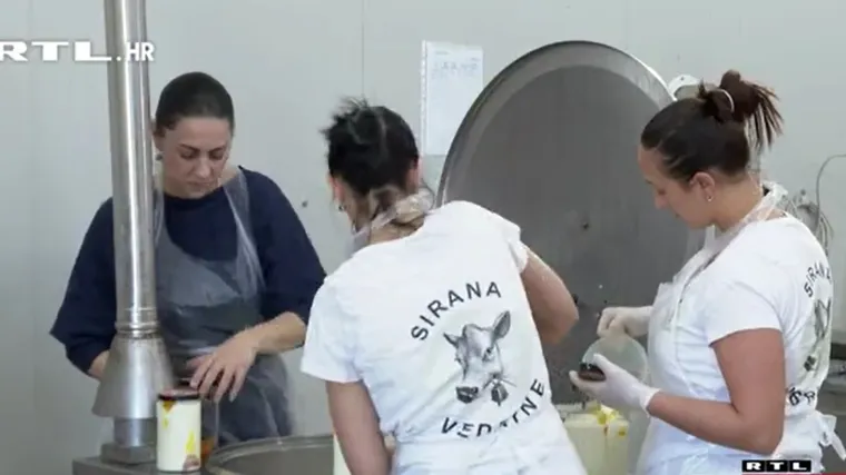 Imao je IT tvrtku u Njemačkoj sa 40 radnika. A onda je prelomio. Obitelj je pobjegla u mljekarstvo i mir u Liku